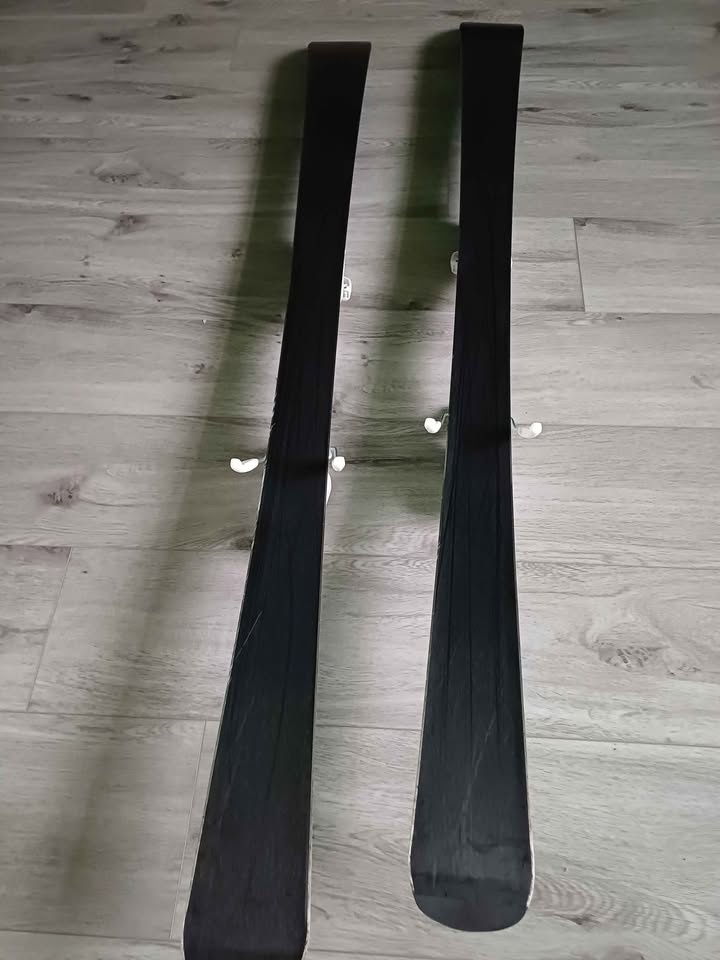 Sjezdové lyže Elan vel 140 cm + lyžáky vel 39 - 5