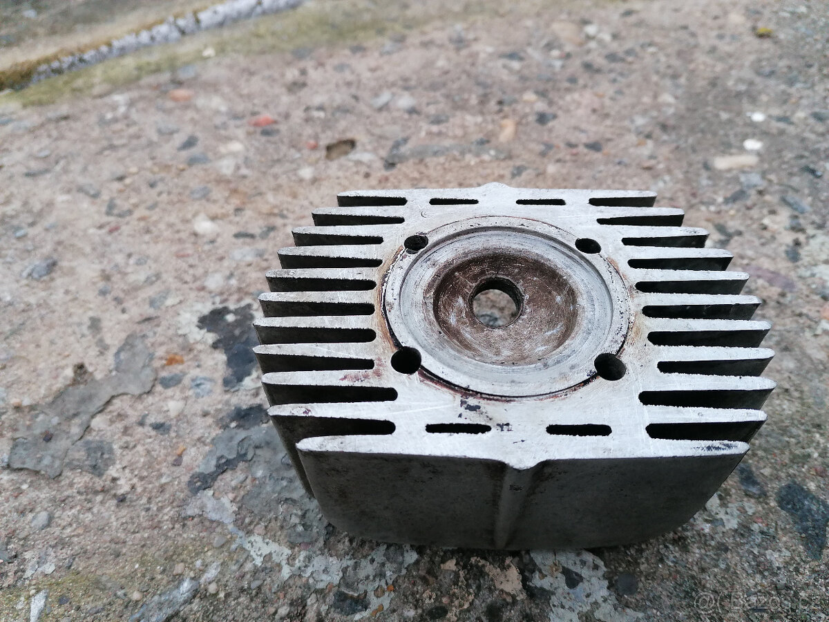 Hlava válce Jawa 50/05, pionýr - 5