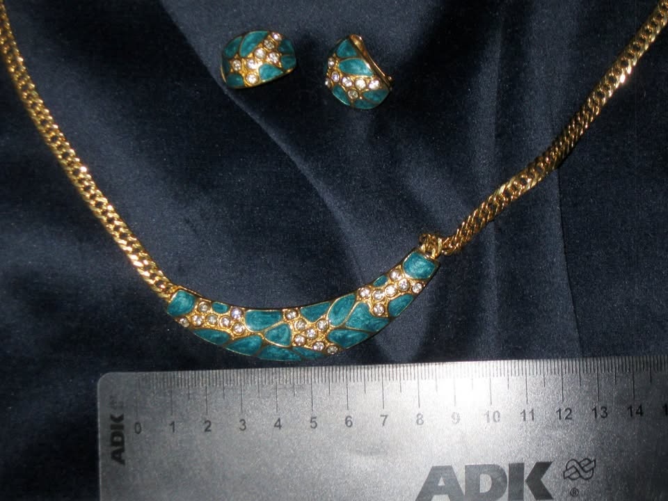 VOGUE, Bague and Dames se slevou cca.70% - 5