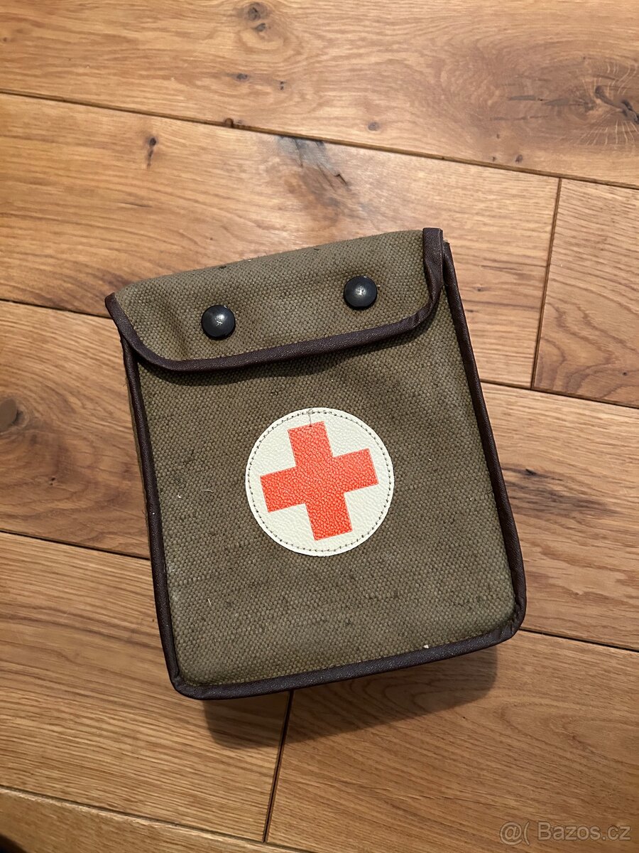 Vojenská autolékárnička - 5
