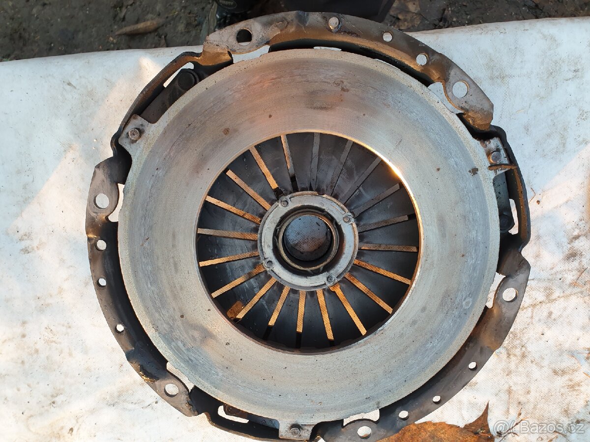 Iveco Daily 2.3 spojková sada - 5