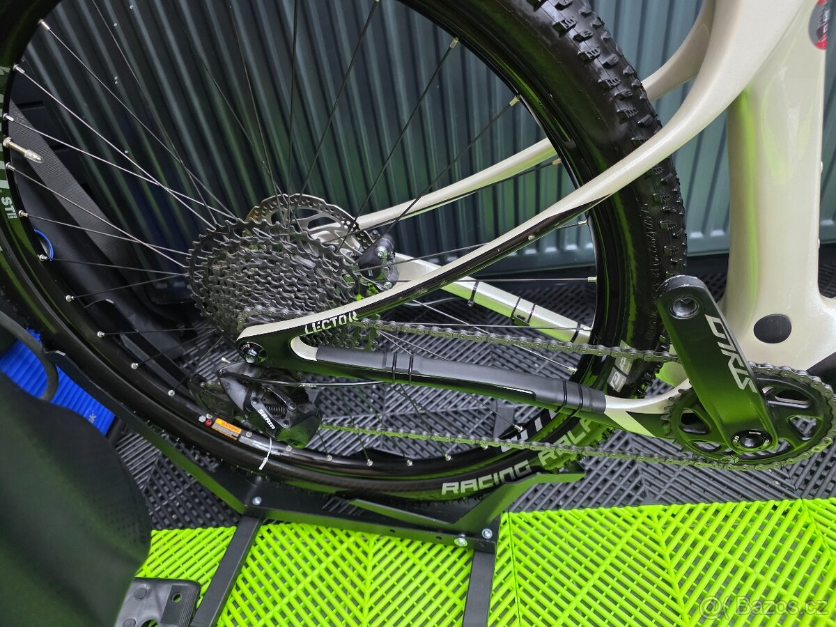 Ghost Lector vel. M r.v. 2022 - 5