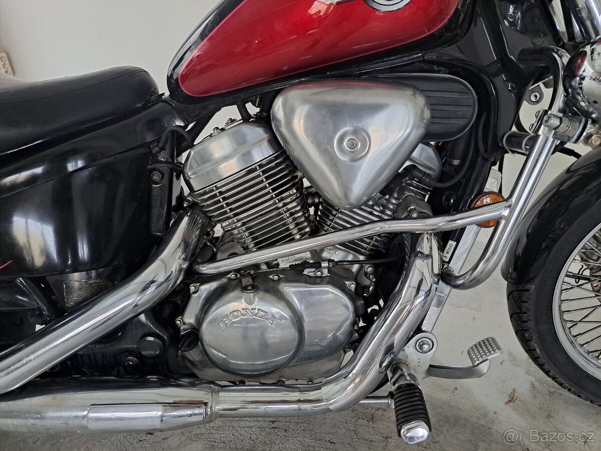 Honda VT 600 Shadow - 5