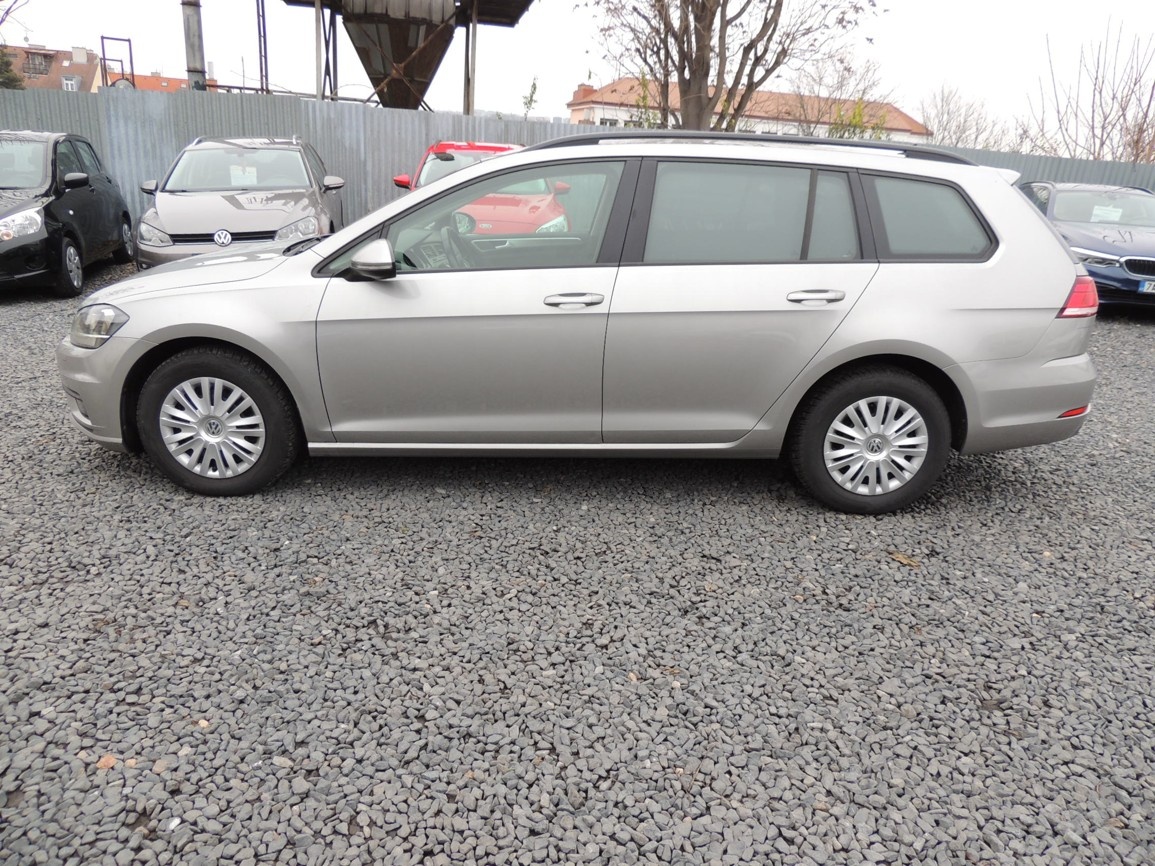 VW Golf Variant 1.6TDi,85kw,2018,2.maj.-21%DPH - 5