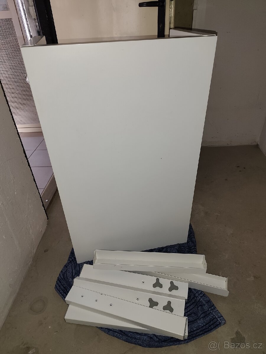 dětský psací stůl Pahl od Ikea - 5