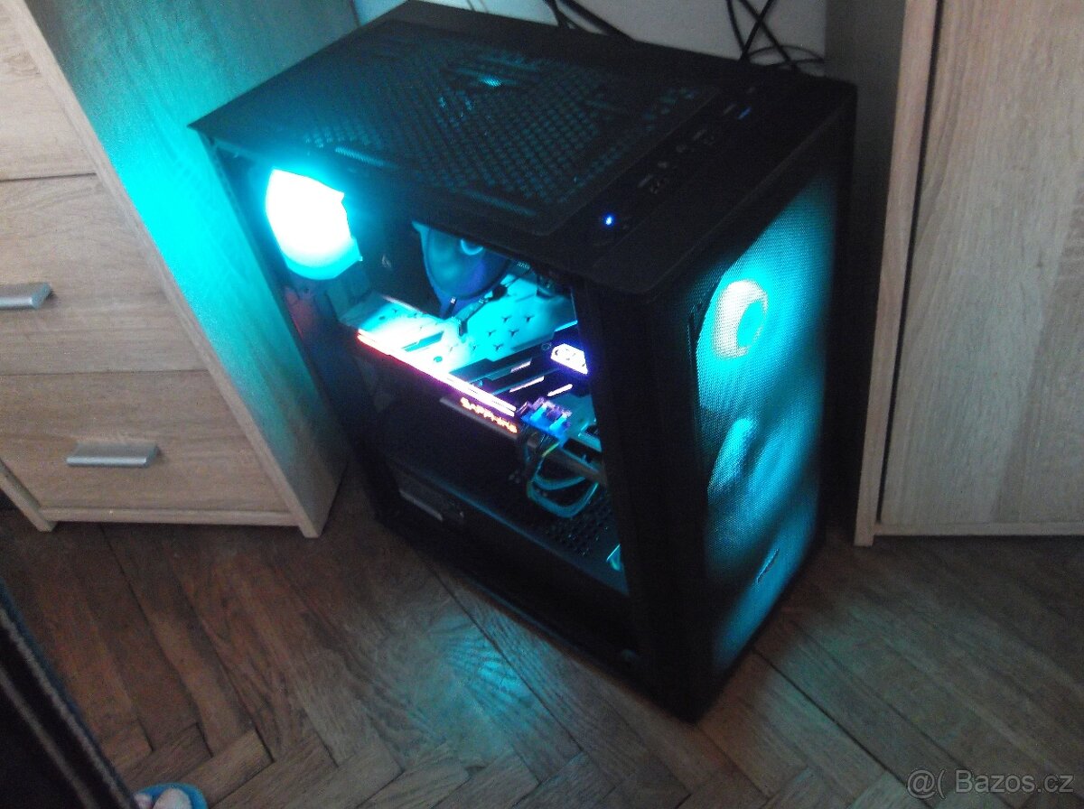 herní PC: i5 9600K+RX 5700xt+16GB RAM - 5