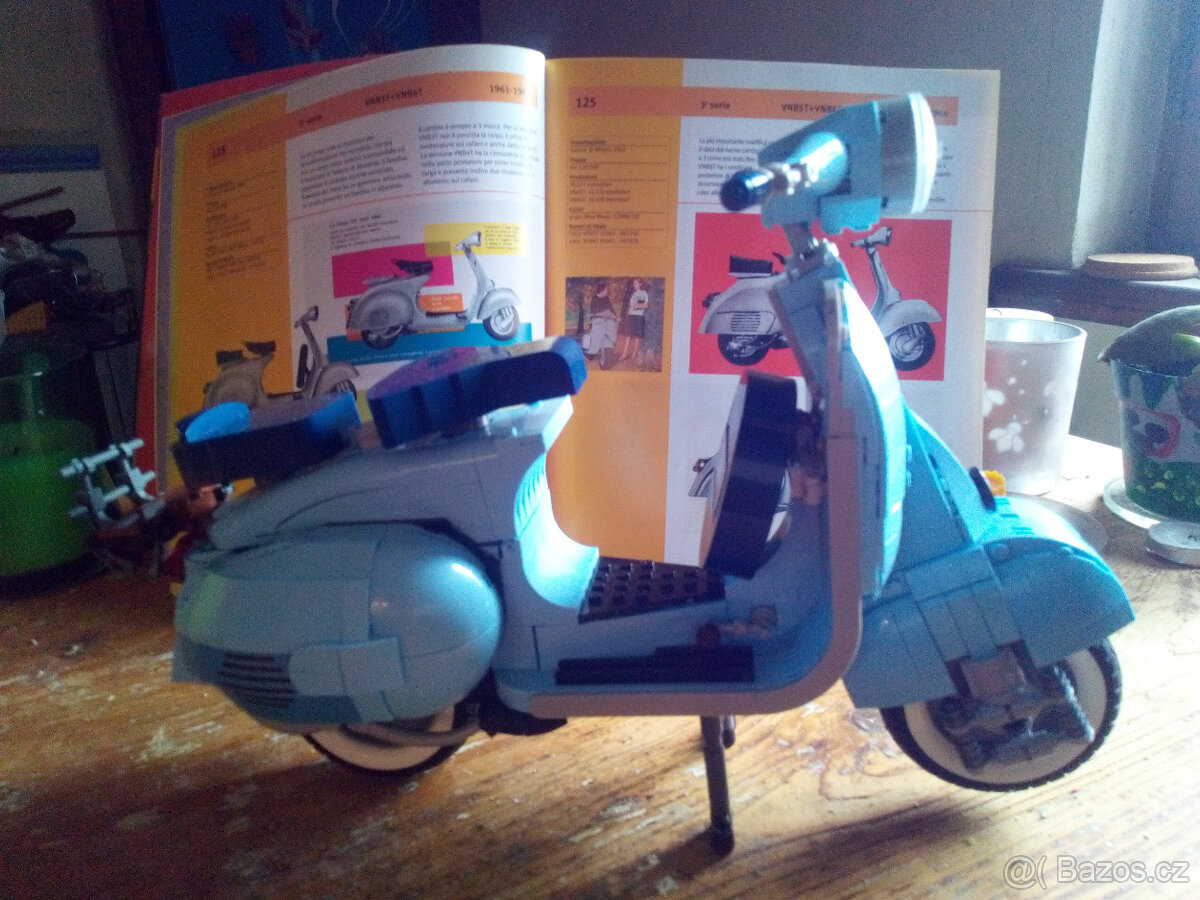 stavebnice Vespa 125 - 5