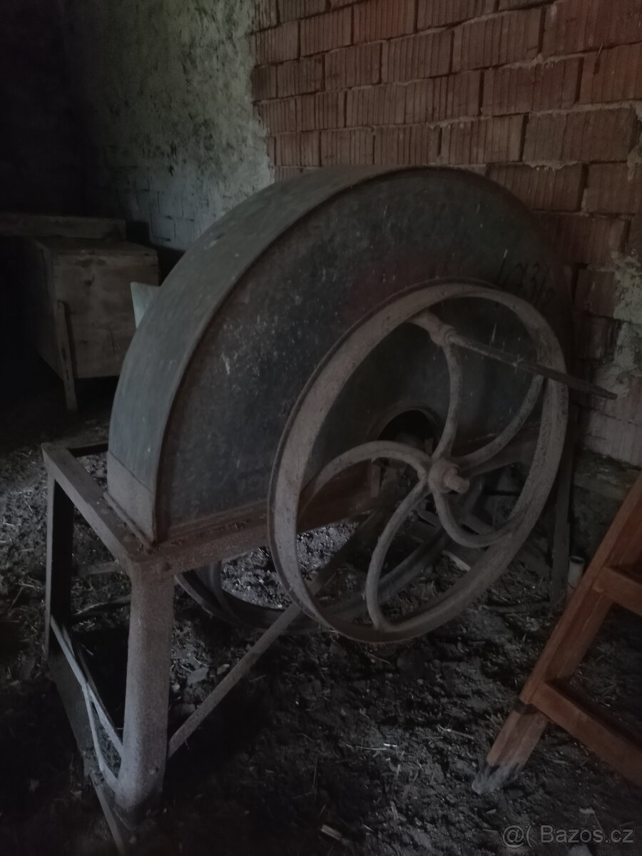 Stará řezačka - 5