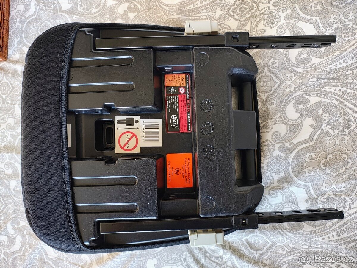 Autosedačka - podsedák ISOFIX 125-150cm - 5