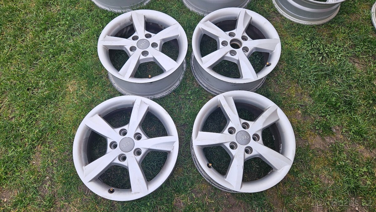 Sada Alu Disků 5x112 R16 Audi A3 - 5