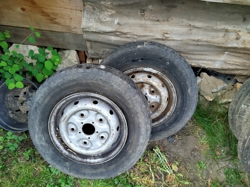 Barum 195/80 14 s disky ford transit - 5