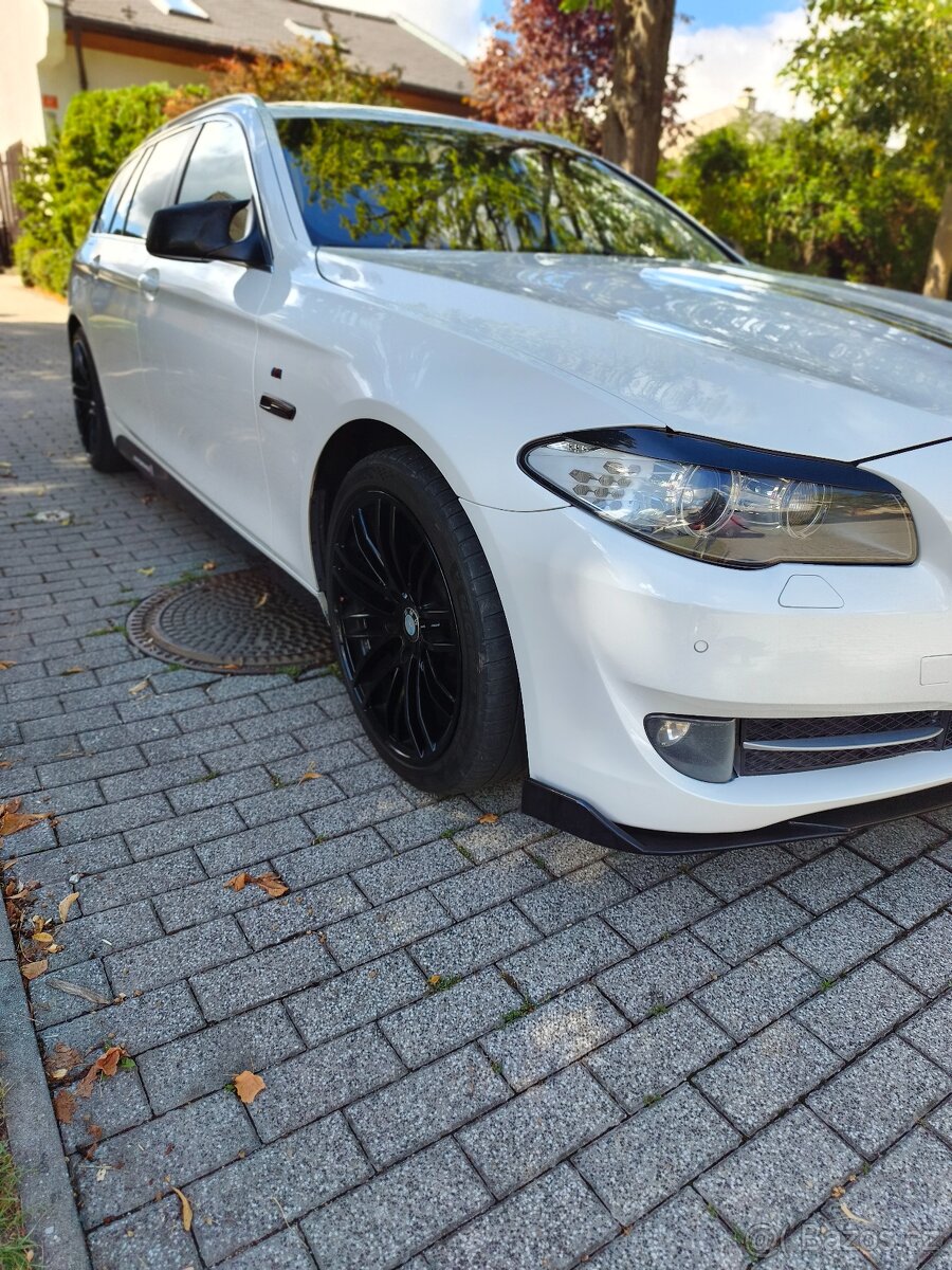 BMW 52OD F11 - 5