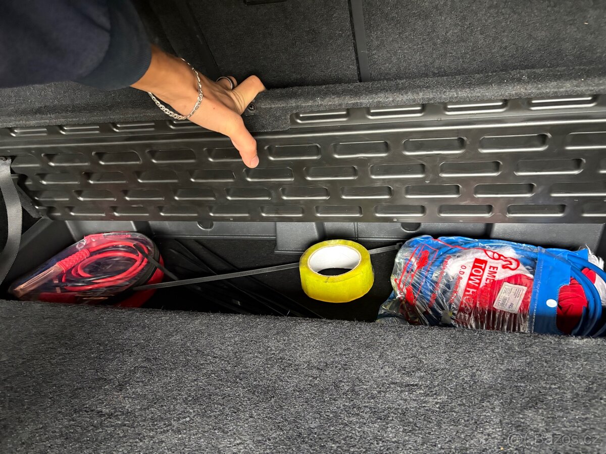 VW golf 6 variant 2.0 tdi - 5