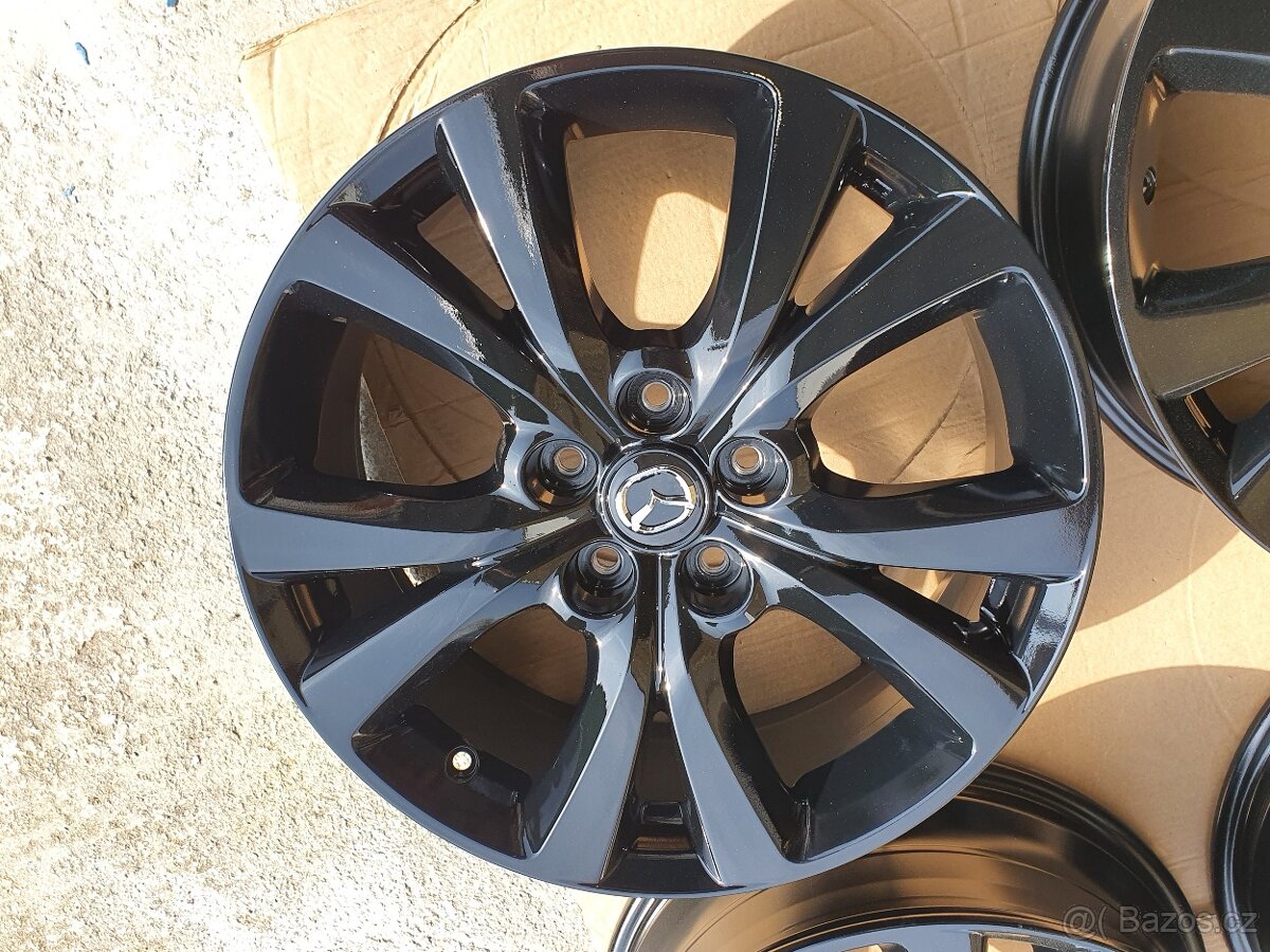 Mazda 3 cx-30 cx-3 cx-5 cx-7 kia 5x114,3 r18 - 5