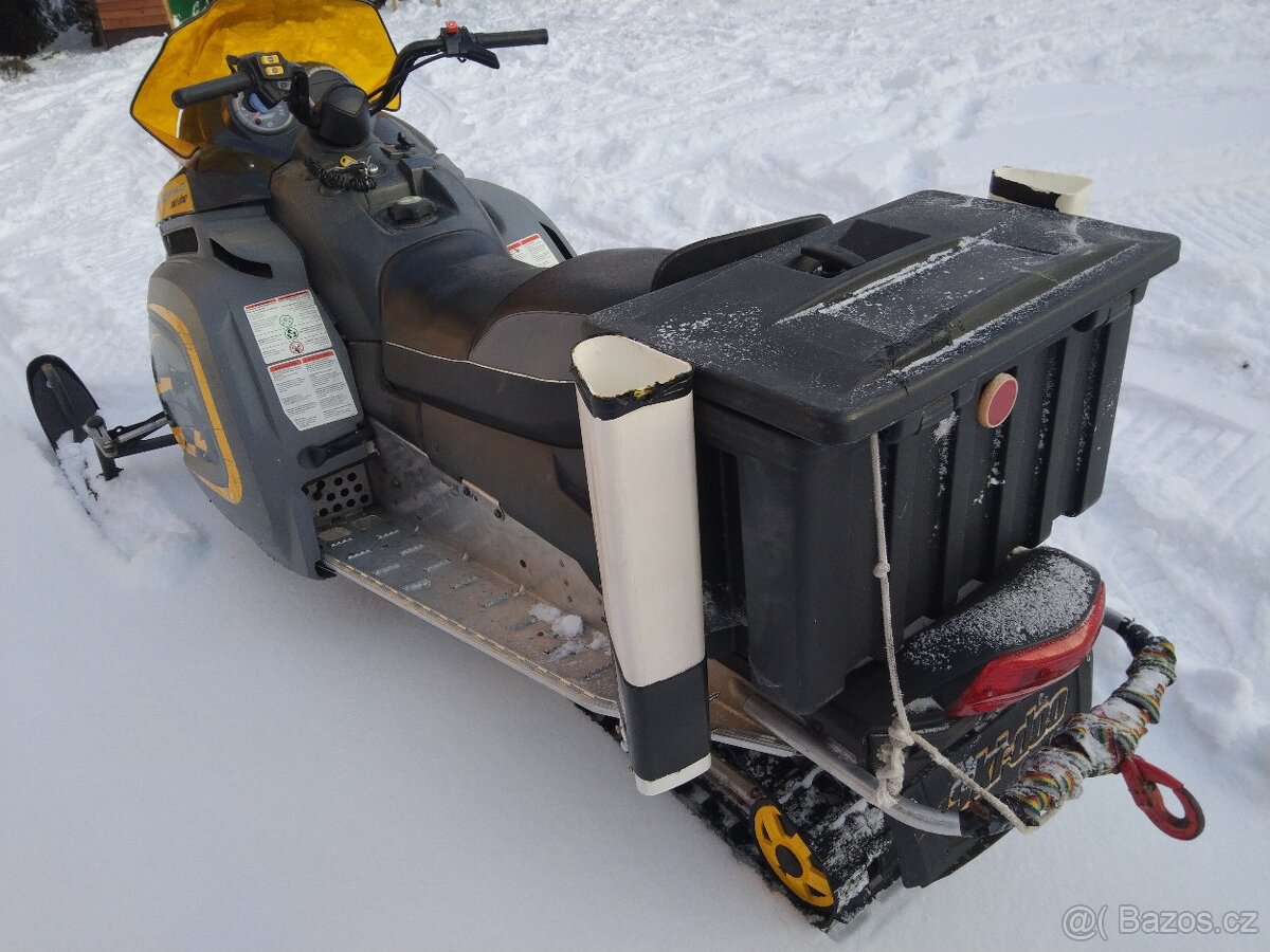 Prodám sněžný skútr SKI-DOO - 5