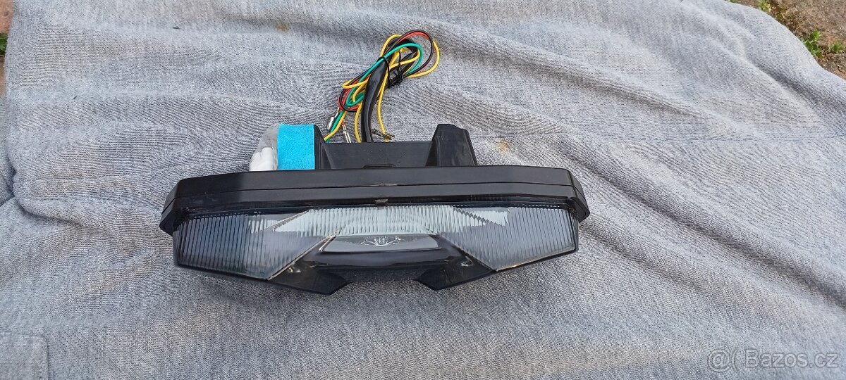 Yamaha MT-10 - zadní světlo LED - 5