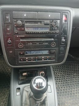Vw sharan 1.9 85kw nová STK - 5