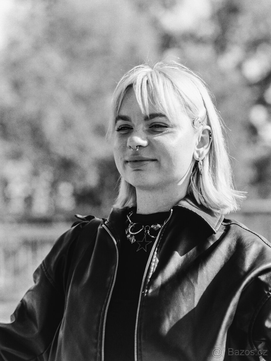 Nikkor AF-D 85mm f1.8 - 5