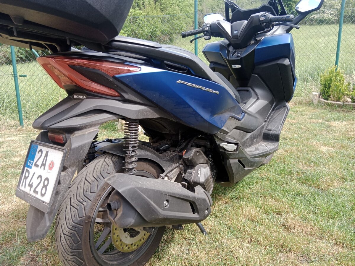 Honda Forza 125 - 5