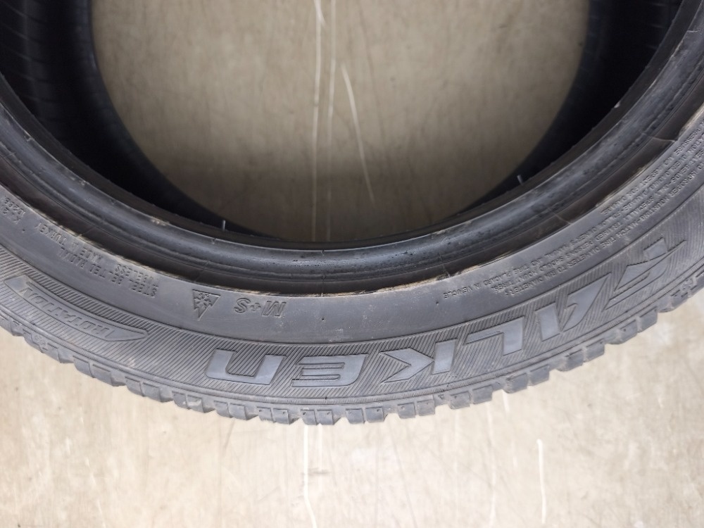 235/50 R19 zimní - 5
