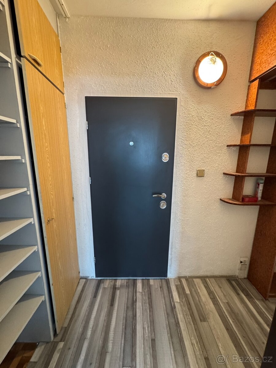 Prodej bytu 3+1 74 m² Vsetín - 5