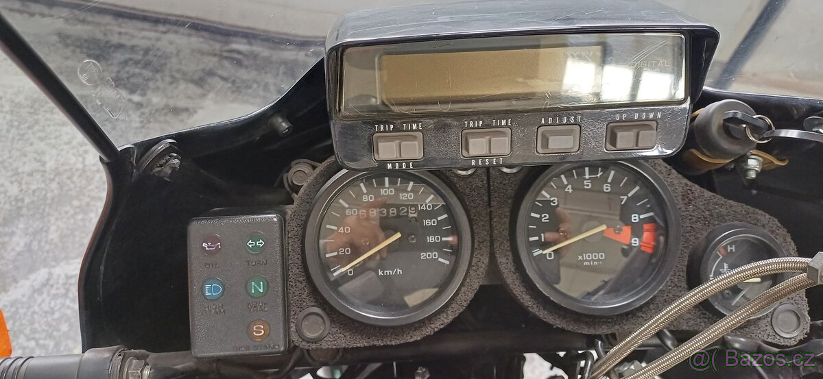 Africa tvin xrv 750