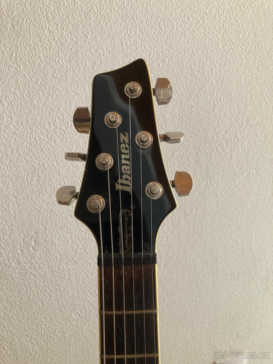 Elektrická kytara IBANEZ SZ320 - 5