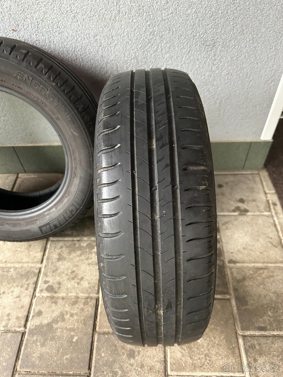 Prodám gumy 185/65/15 - 5