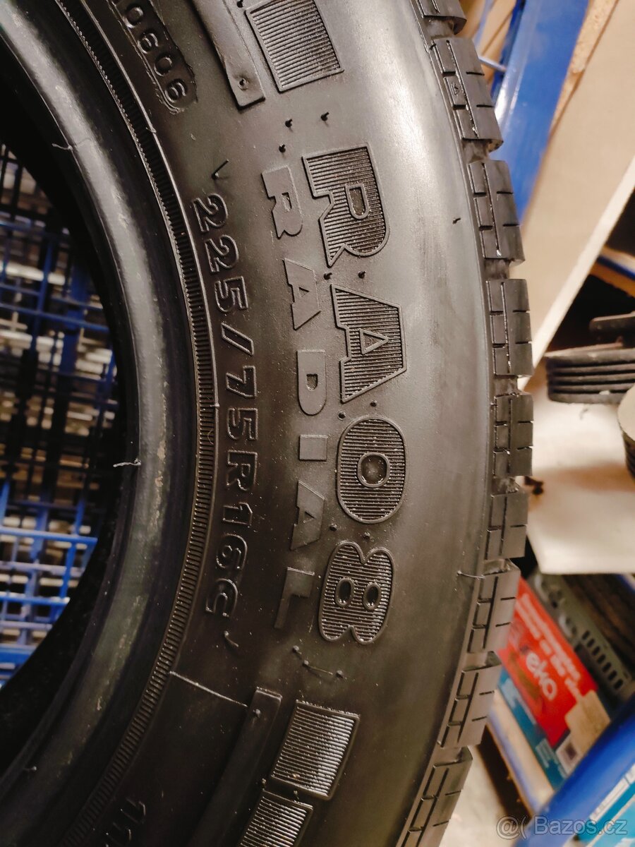 Pneu 225/75 r16c zátěžové hankook - 5