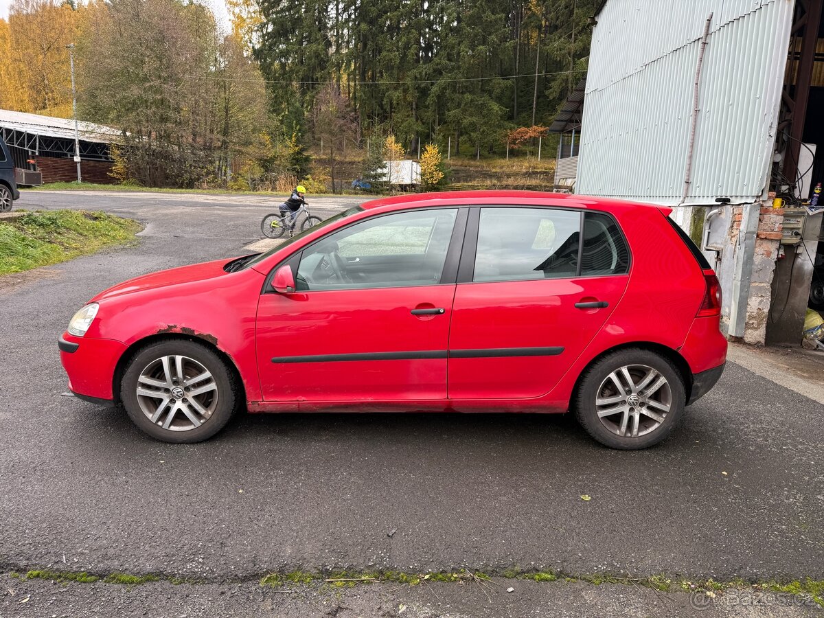 VW GOLF V 1.4 16v 2005 KLIMA ČR - 5