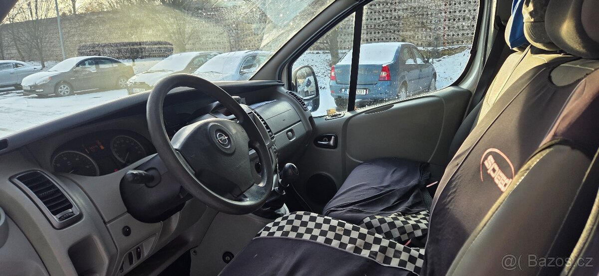 Opel vivaro-Renault trafic 84kw l2h2 r.v.2008 - 5