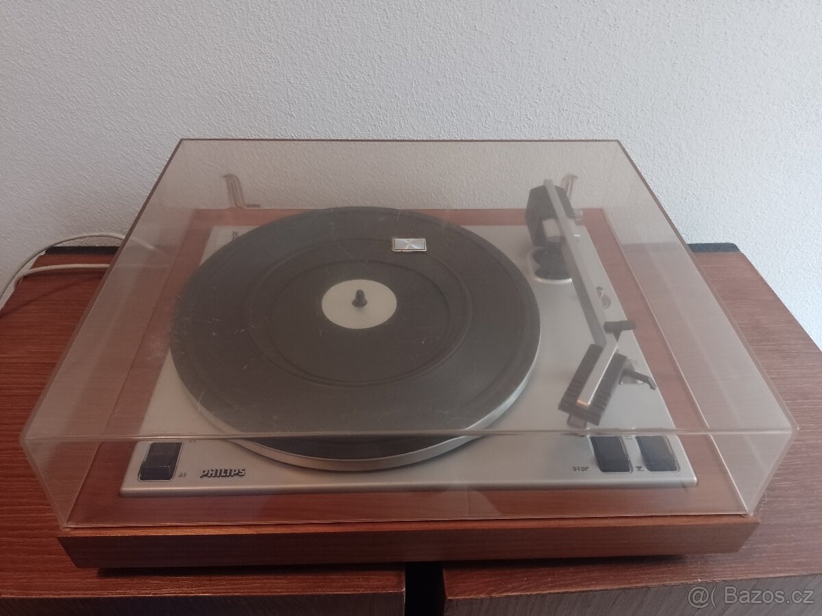 Soubor gramofonů - 5