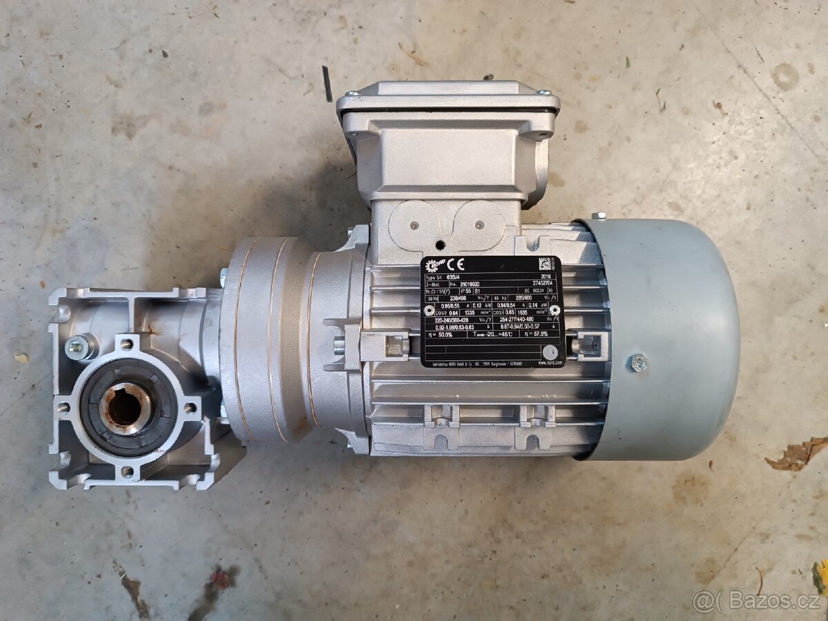 Elektromotor s převodovkou 267ot/min - 5