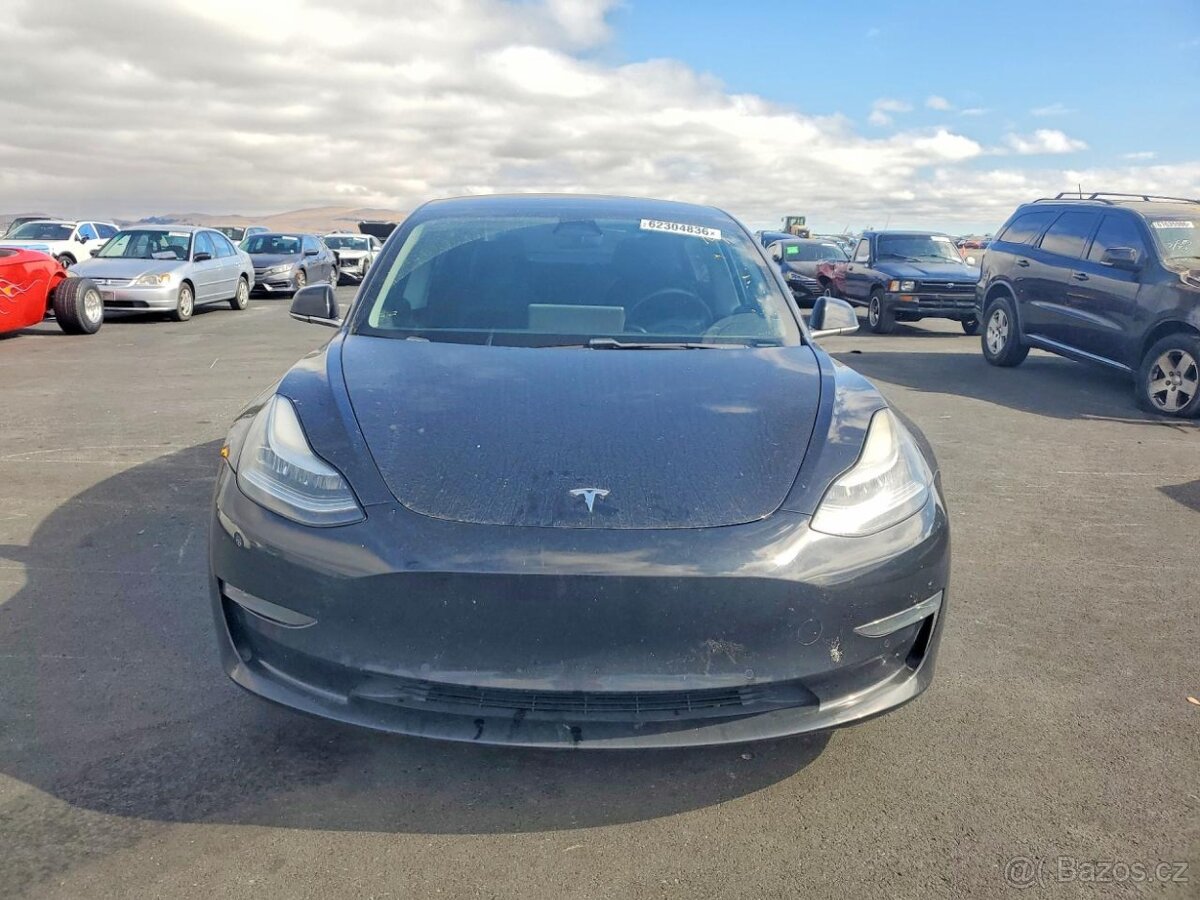 Tesla Model 3 2019 - 5