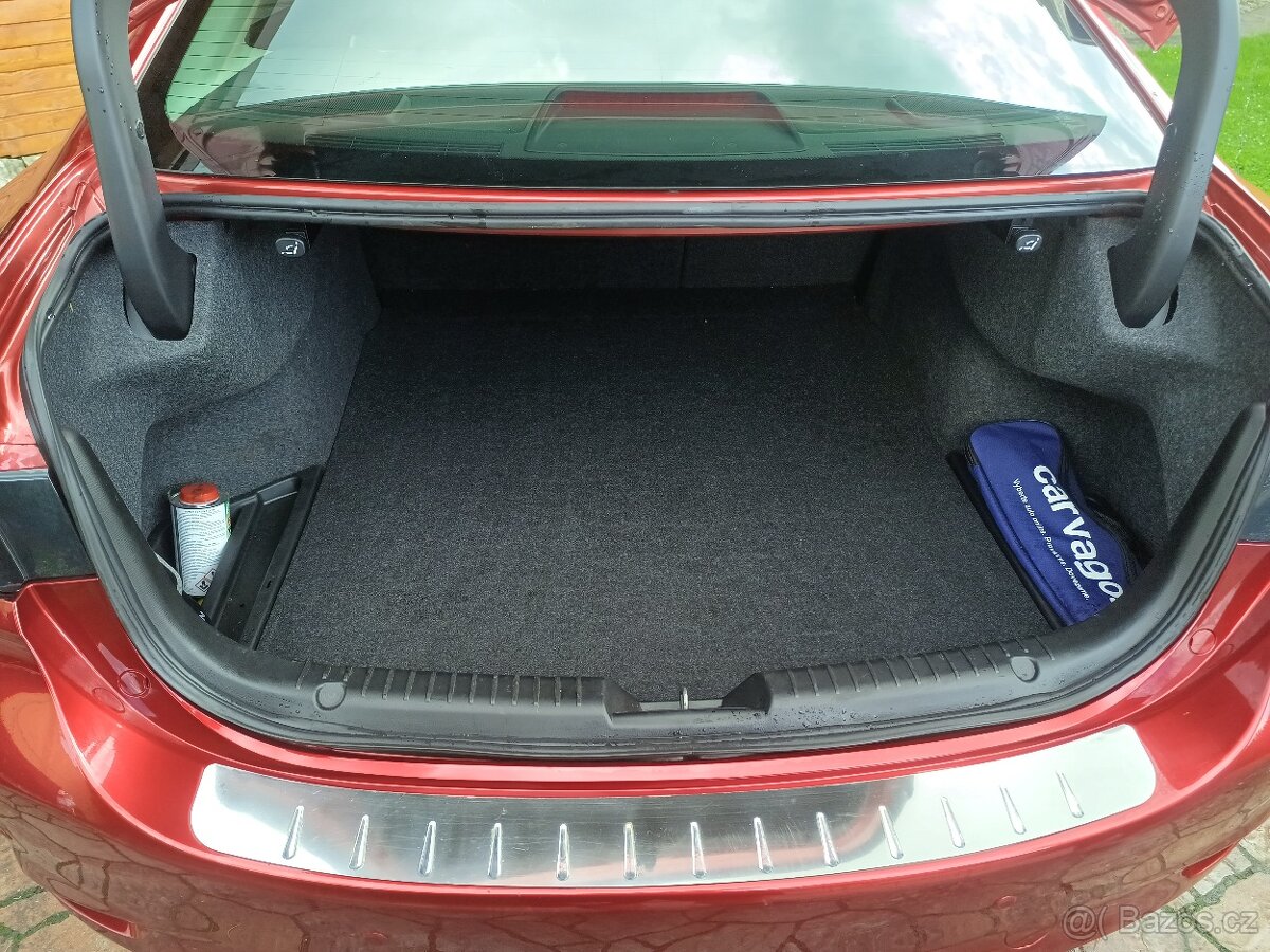 Mazda 6 2,5 - 5