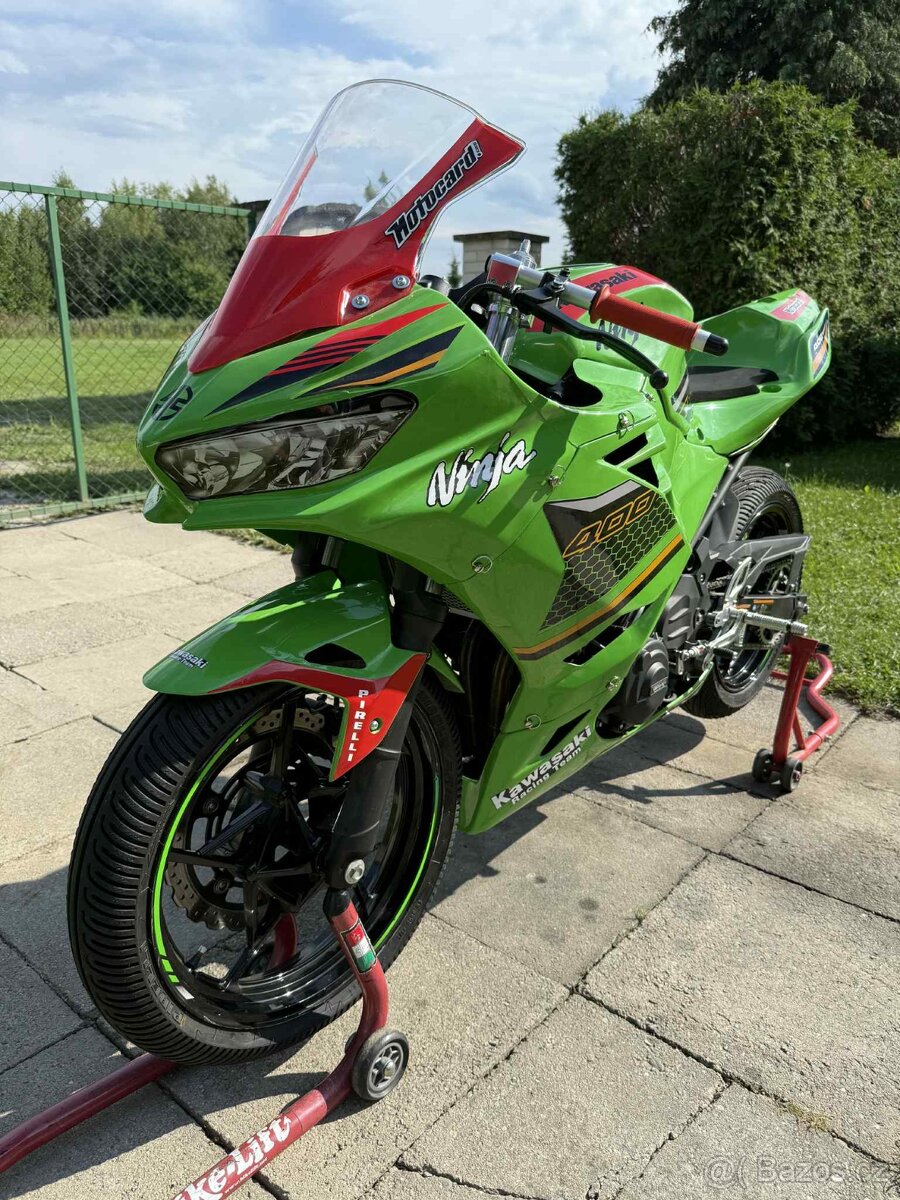 Kawasaki Ninja 400 Okruhovka - 5