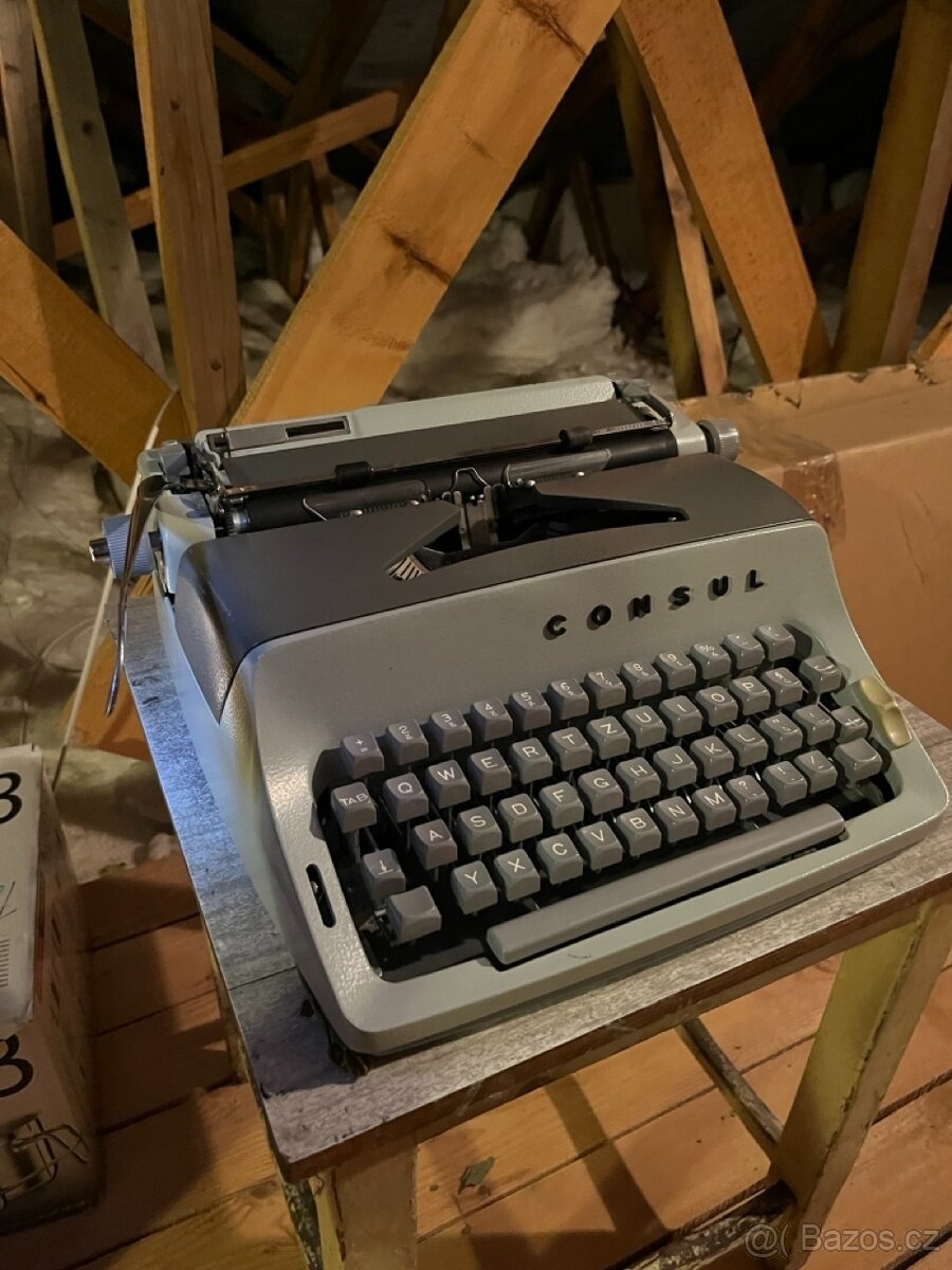 Přenosný psací stroj Consul 221.1 (r.1970) – sběratelský set - 5