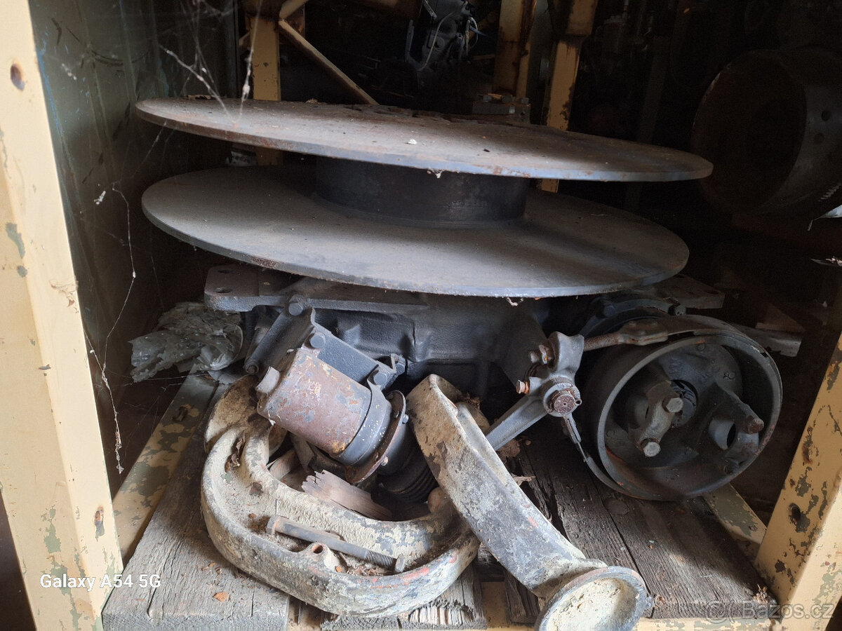 TATRA 813 Náhradní díly - 5