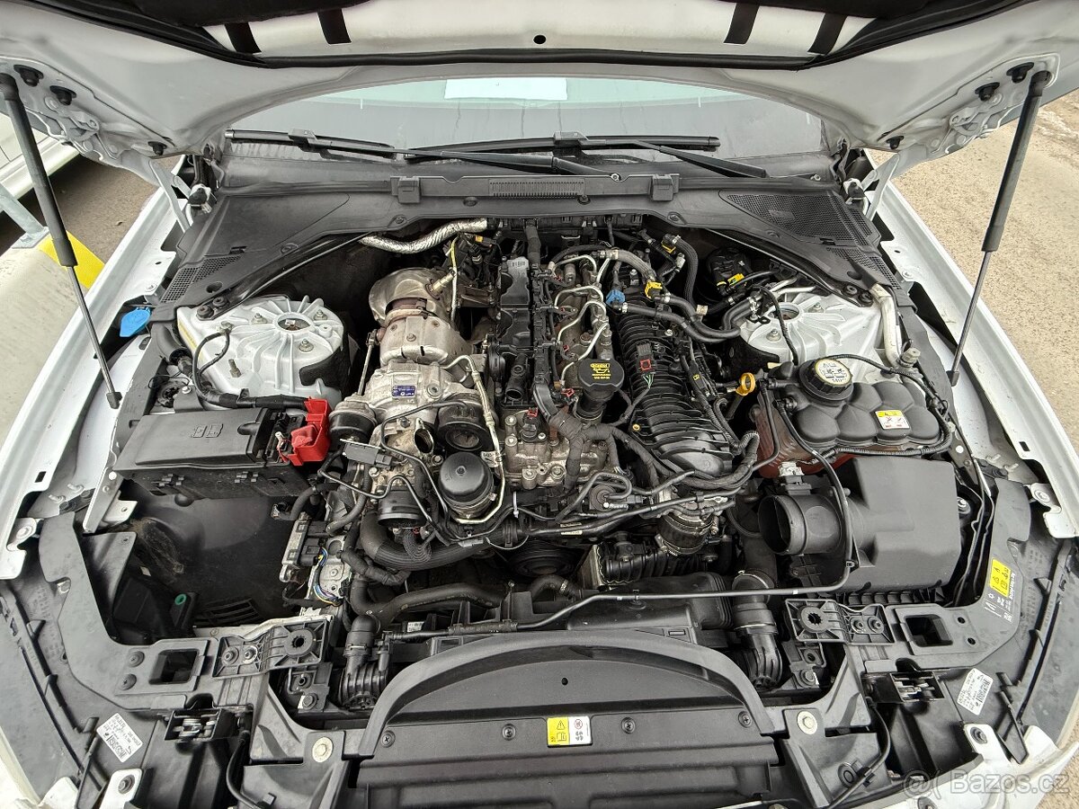 Jaguar XF Mk2 25d AWD - závada motoru - 5