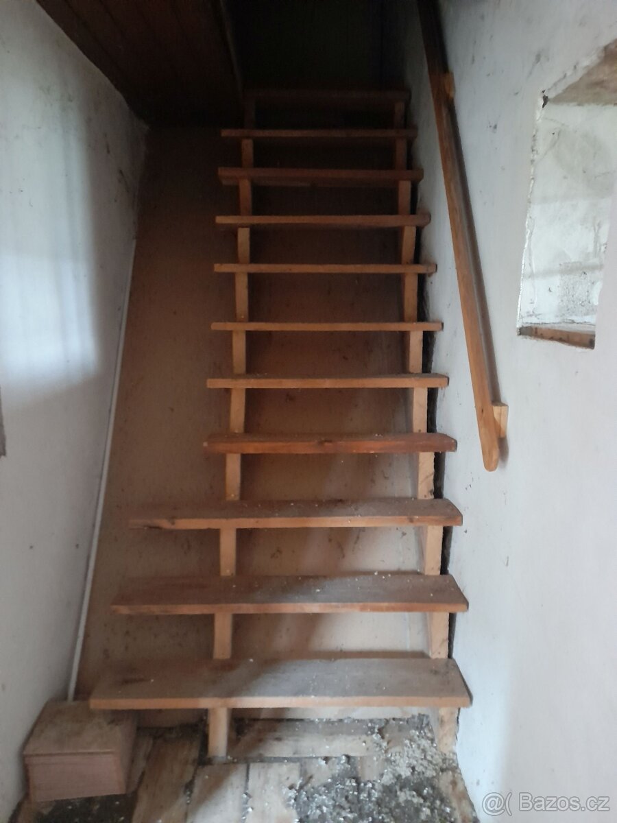 Prodej RD v obci Oplocany - 5