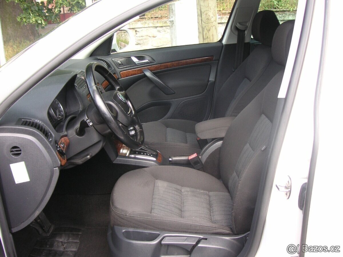 Škoda Octavia II 1.6 TDi DSG-Combi - 5