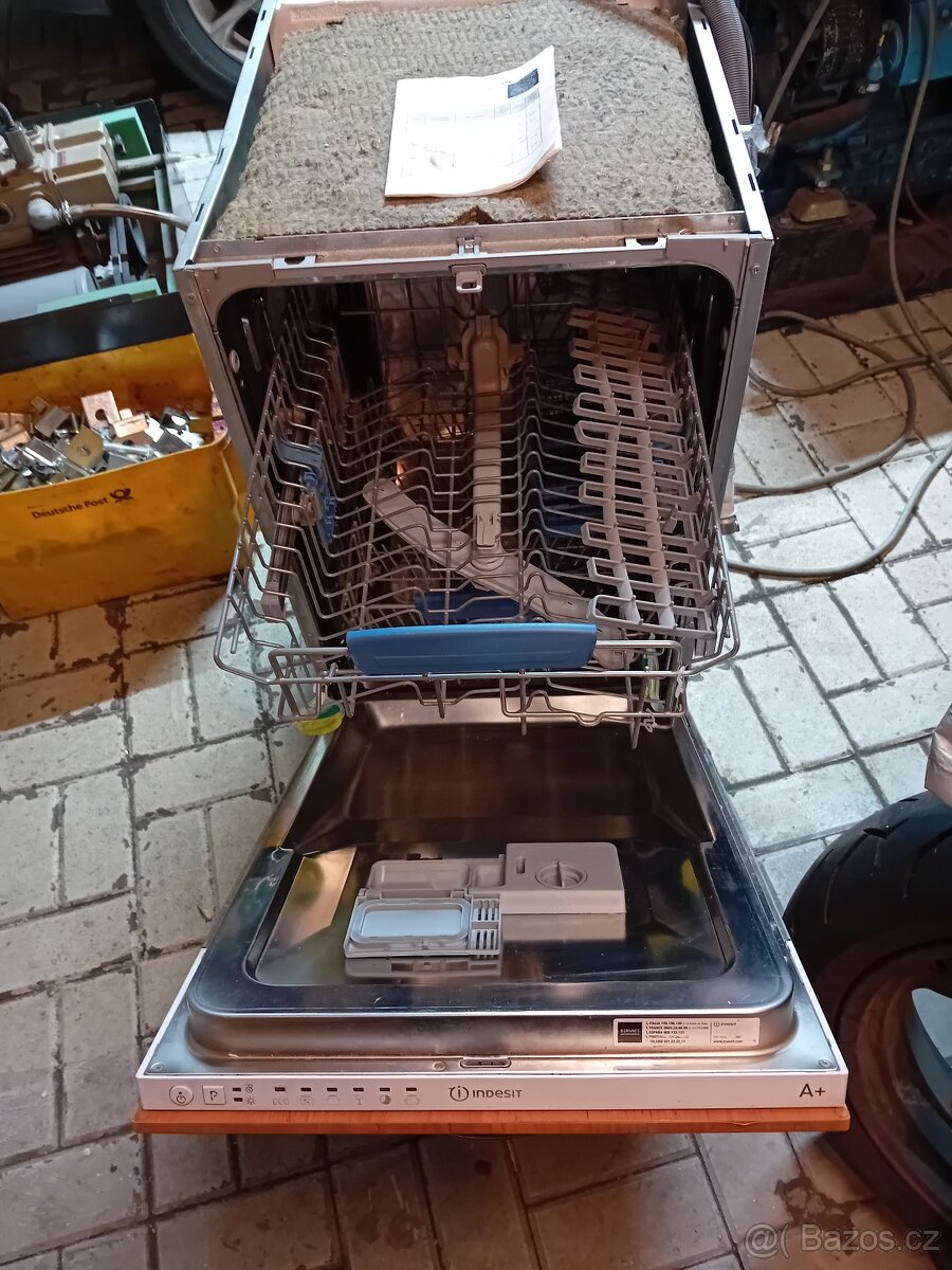 Prodám myčku 45 - 5