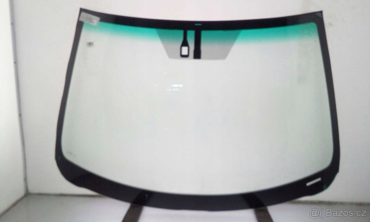 Toyota Camry čelní sklo - 5