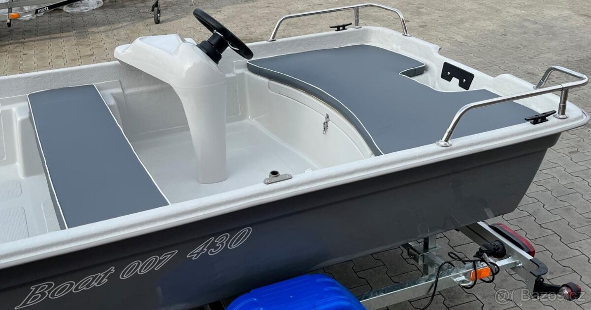 Motorový člun boat007 430 - 5