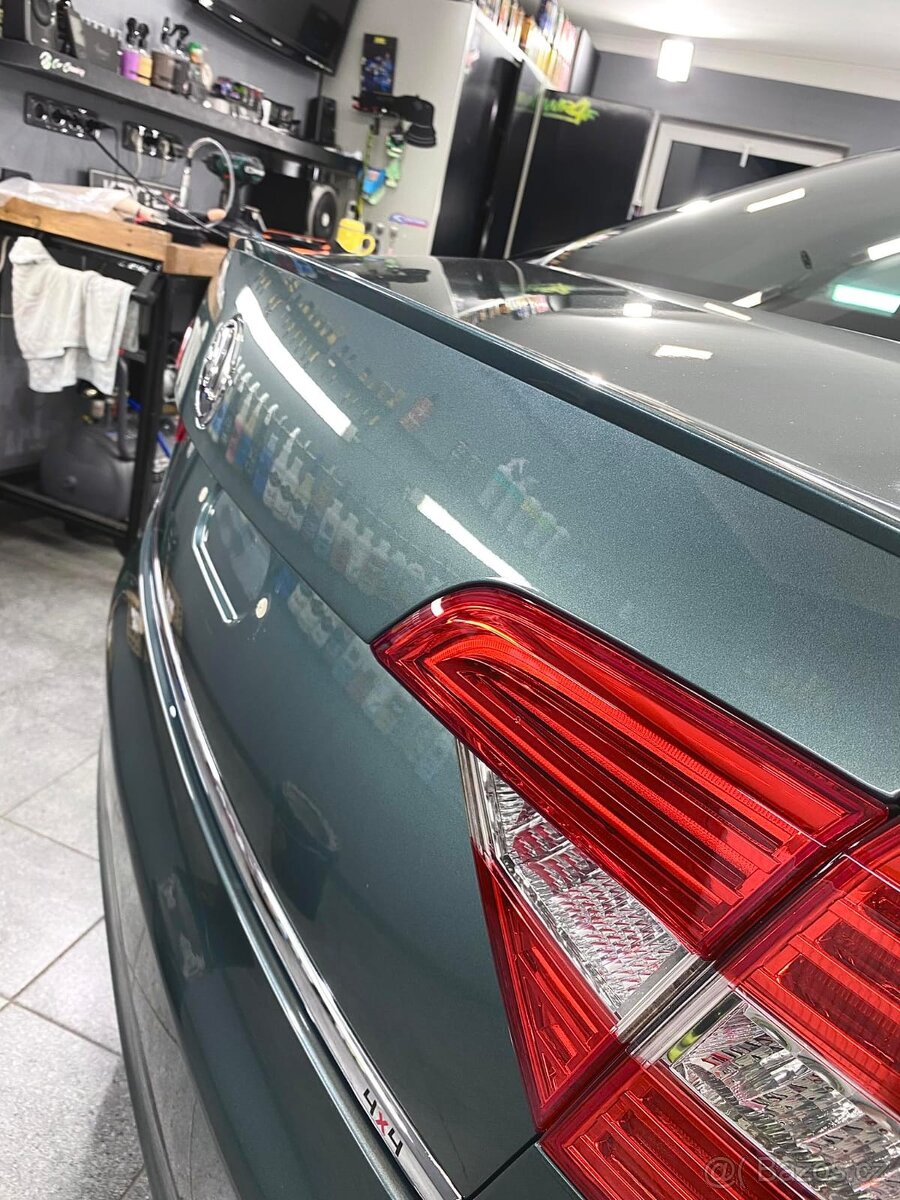 Škoda Superb 3,6 V6 4x4 - 5