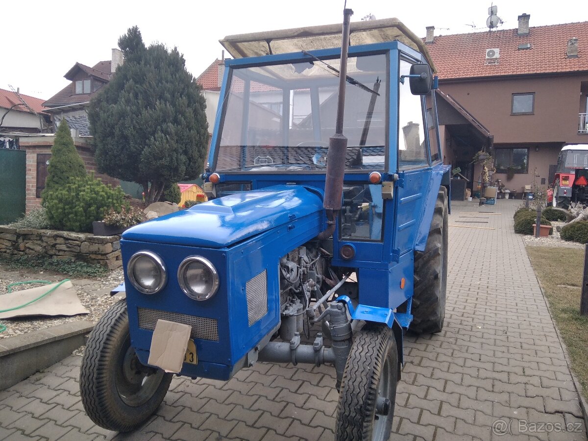 Traktor 4011 - 5