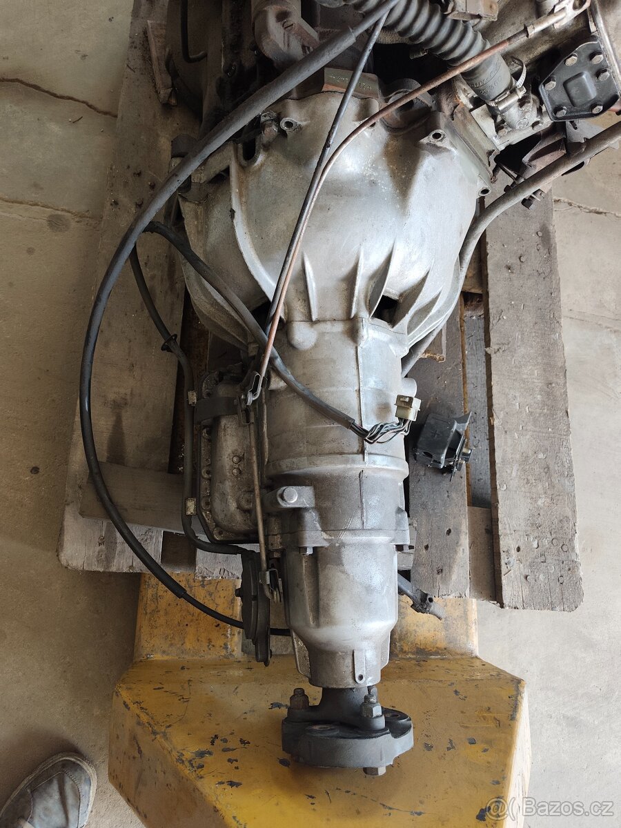 BMW E3 motor m30b25 2500 - 5