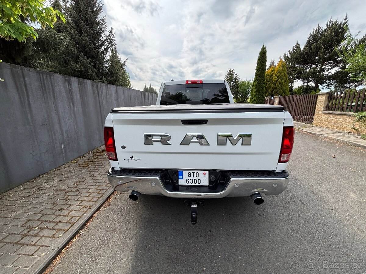 Dodge Ram 1500 92 000km 5.7 V8