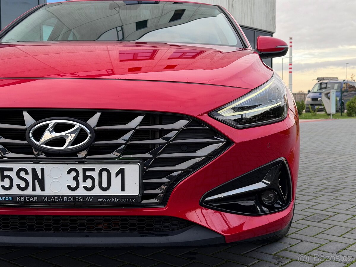 Hyundai i30 fastback 1.5 t-gdi 118 kw / 2022 - 5