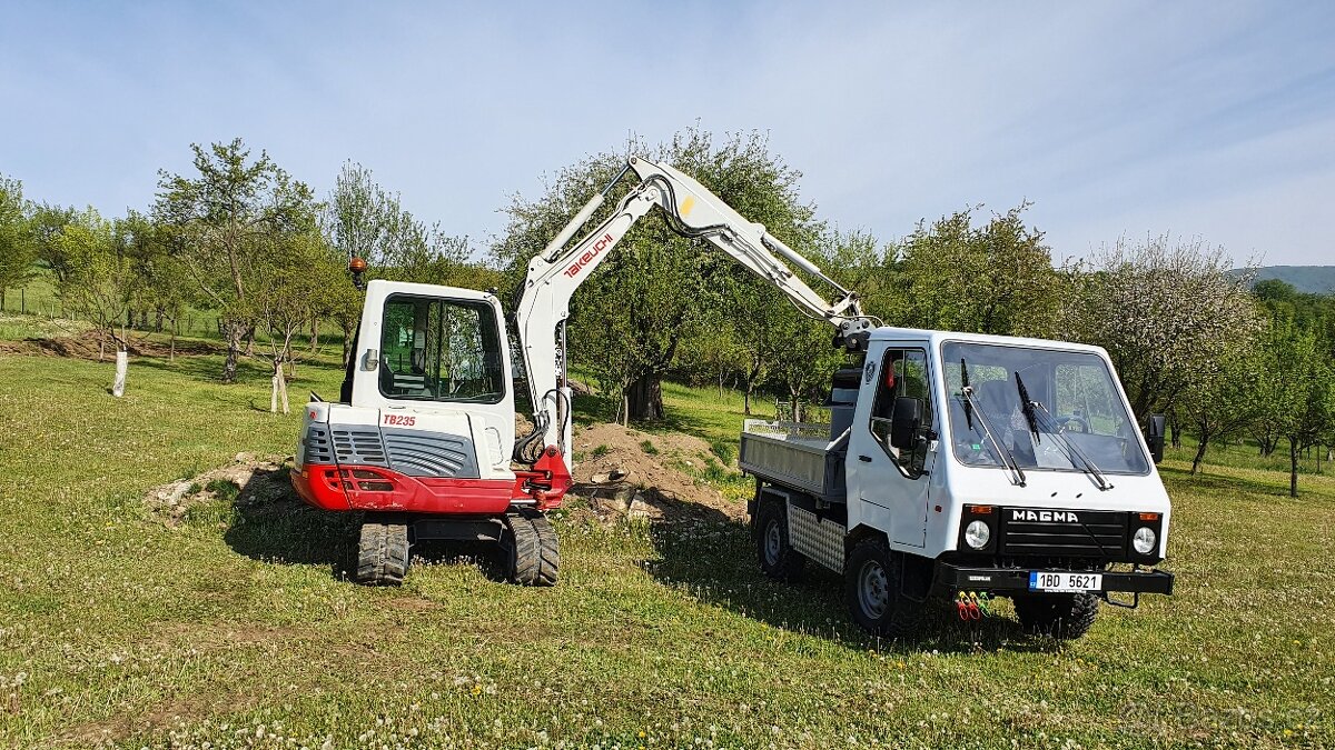 Takeuchi TB235 - 5